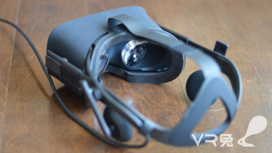 超级干货 Oculus Rift和HTC Vive 买哪个好？