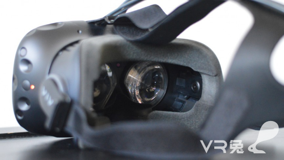 超级干货 Oculus Rift和HTC Vive 买哪个好？