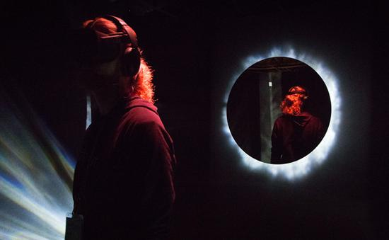 圣丹斯电影节史上首部成交VR电影《Spheres》视频预告